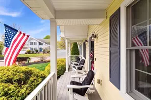 32 Sunny View Ct, Warwick, RI 02886 - Photo 12