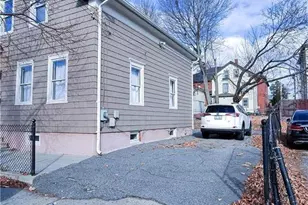 41 Monticello St, Providence, RI 02904 - Photo 2