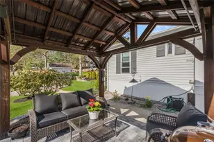 33 Foxtrot Dr, Charlestown, RI 02813 - Photo 4