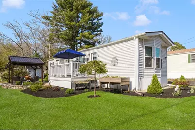 33 Foxtrot Drive, Charlestown, RI 02813 - Photo 2
