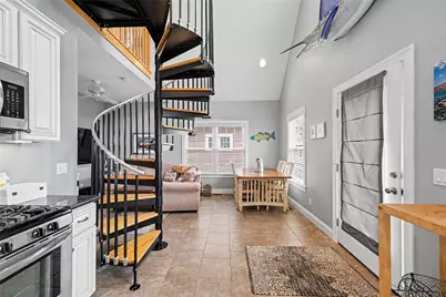 64 Burnside Avenue, Narragansett, RI 02882 - Photo 16