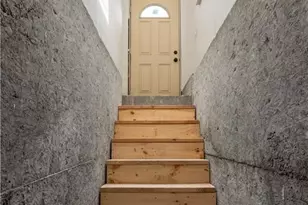 311 Hope Rd, Cranston, RI 02921 - Photo 18
