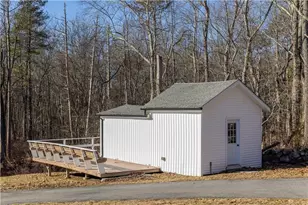 311 Hope Rd, Cranston, RI 02921 - Photo 32