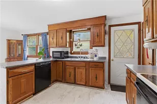 90 Pulaski Rd, Glocester, RI 02814 - Photo 8
