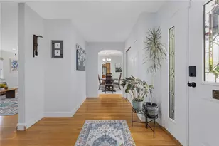 120 Brettonwoods Dr, Cranston, RI 02920 - Photo 10