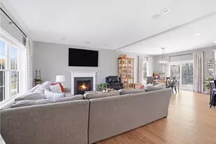 81 Golden View Dr, Johnston, RI 02919 - Photo 6