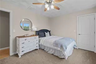 81 Golden View Dr, Johnston, RI 02919 - Photo 40