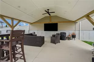 81 Golden View Dr, Johnston, RI 02919 - Photo 44