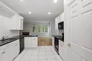 170 Pine Glen Dr, East Greenwich, RI 02818 - Photo 6