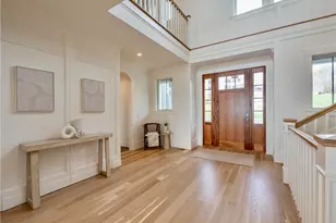 19 Sea Ridge Dr, Narragansett, RI 02874 - Photo 4