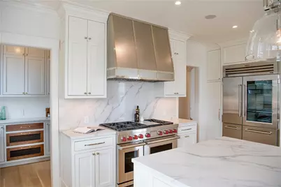 19 Searidge Drive, Narragansett, RI 02874 - Photo 10