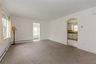97 Floral Ave, North Kingstown, RI 02852 - Photo 6