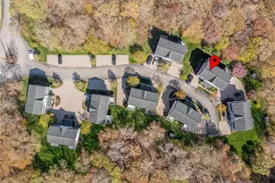 12 Park Ave, Narragansett, RI 02882 - Photo 2