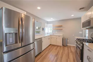1 Knollwood Dr, Cumberland, RI 02864 - Photo 6