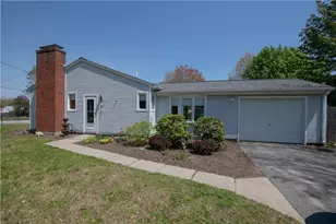 1 Knollwood Dr, Cumberland, RI 02864 - Photo 4