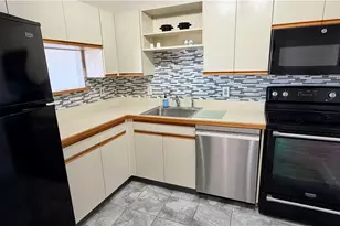 1302 Capella S, Newport, RI 02840 - Photo 14