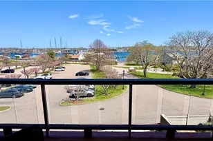 1302 Capella S, Newport, RI 02840 - Photo 10