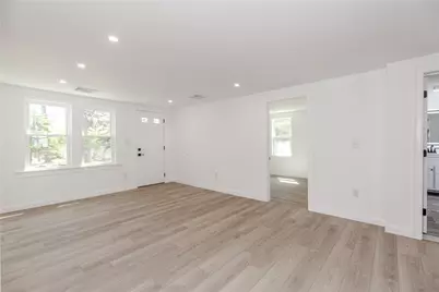 19 Leigh Road, Cumberland, RI 02864 - Photo 4