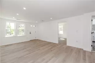 19 Leigh Rd, Cumberland, RI 02864 - Photo 4