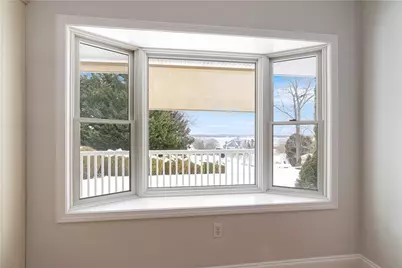 18 Peggy Lane, Portsmouth, RI 02871 - Photo 8