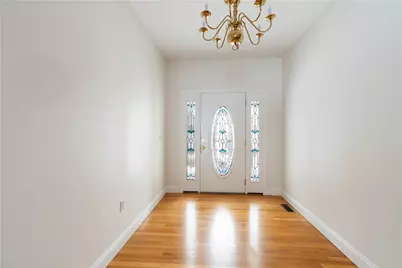 18 Peggy Lane, Portsmouth, RI 02871 - Photo 12