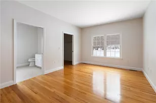 18 Peggy Ln, Portsmouth, RI 02871 - Photo 16