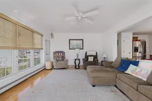 42 Spruce Ave, Narragansett, RI 02882 - Photo 12