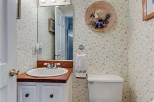 93 Mill St, Newport, RI 02840 - Photo 26