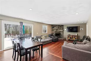 244 Beechwood Dr, Cranston, RI 02921 - Photo 4