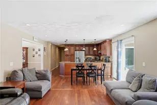 244 Beechwood Dr, Cranston, RI 02921 - Photo 20