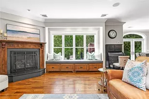 45 Briarbrooke Ln, Cranston, RI 02921 - Photo 6