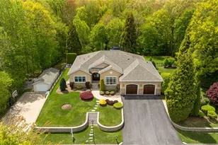 45 Briarbrooke Ln, Cranston, RI 02921 - Photo 1