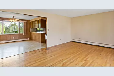 85 Sunset Avenue, Providence, RI 02909 - Photo 10