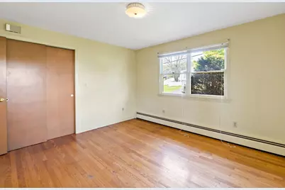 85 Sunset Avenue, Providence, RI 02909 - Photo 18