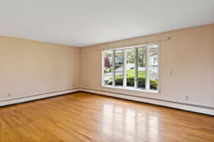 85 Sunset Ave, Providence, RI 02909 - Photo 12