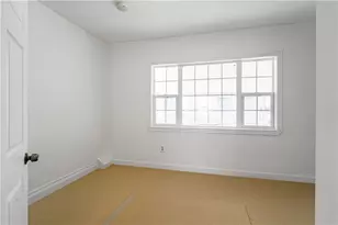 21 Lilac St, Pawtucket, RI 02860 - Photo 14