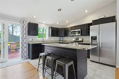 64 Weeks Street, Cumberland, RI 02864 - Photo 4