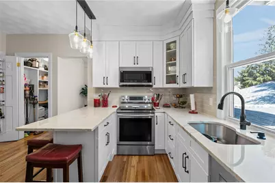 48 Waldo Street, Pawtucket, RI 02860 - Photo 8