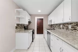 96 Main St, , MA 02035 - Photo 6
