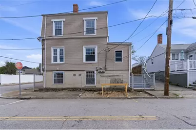 135 Boutwell Street, Pawtucket, RI 02860 - Photo 34