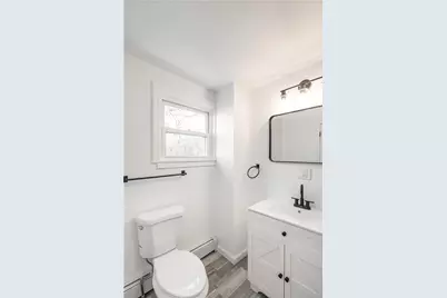 8 Fenner Street, Pawtucket, RI 02860 - Photo 16