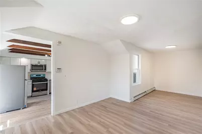 8 Fenner Street, Pawtucket, RI 02860 - Photo 6