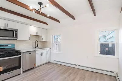8 Fenner Street, Pawtucket, RI 02860 - Photo 4
