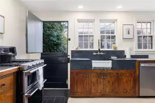27 William St, Newport, RI 02840 - Photo 16