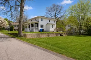 94 Kay St, Cumberland, RI 02864 - Photo 2