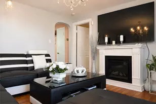 150 Woodbury St, Pawtucket, RI 02861 - Photo 2