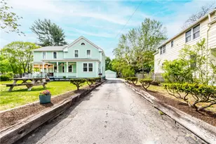 3428 W Shore Rd, Warwick, RI 02886 - Photo 8