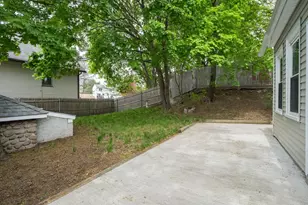 18 Metcalf Ave, North Providence, RI 02911 - Photo 24