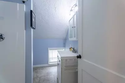 18 Metcalf Avenue, North Providence, RI 02911 - Photo 18