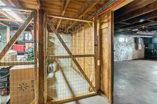 4 Oak St, Smithfield, RI 02917 - Photo 16